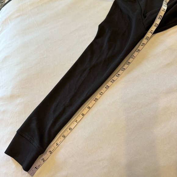 GAIAM Pullover Funnel Neck Black Long Sleeve Sweater Women’s - Picture 7 of 11